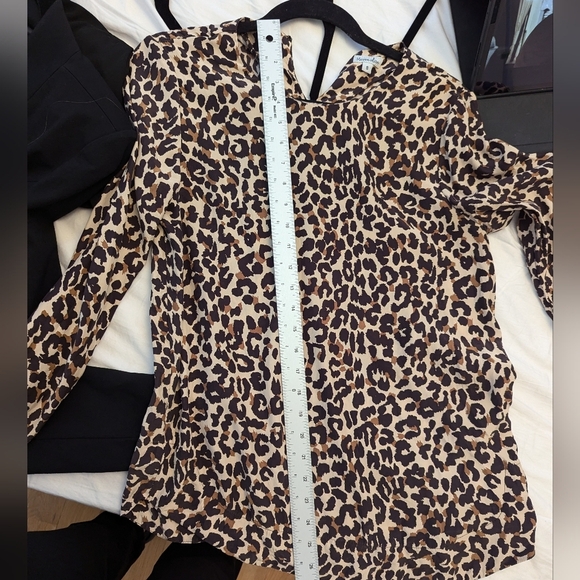 Steven Alan leopard print silk blouse, size S - Picture 7 of 9